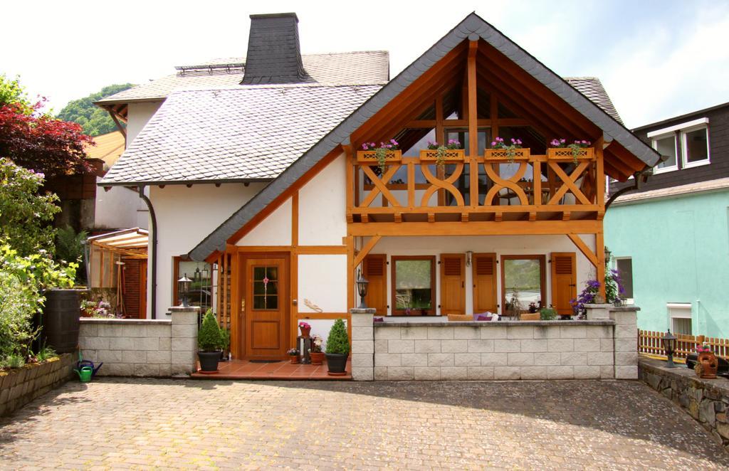 Haus Winkelchen Villa Cochem Exterior photo